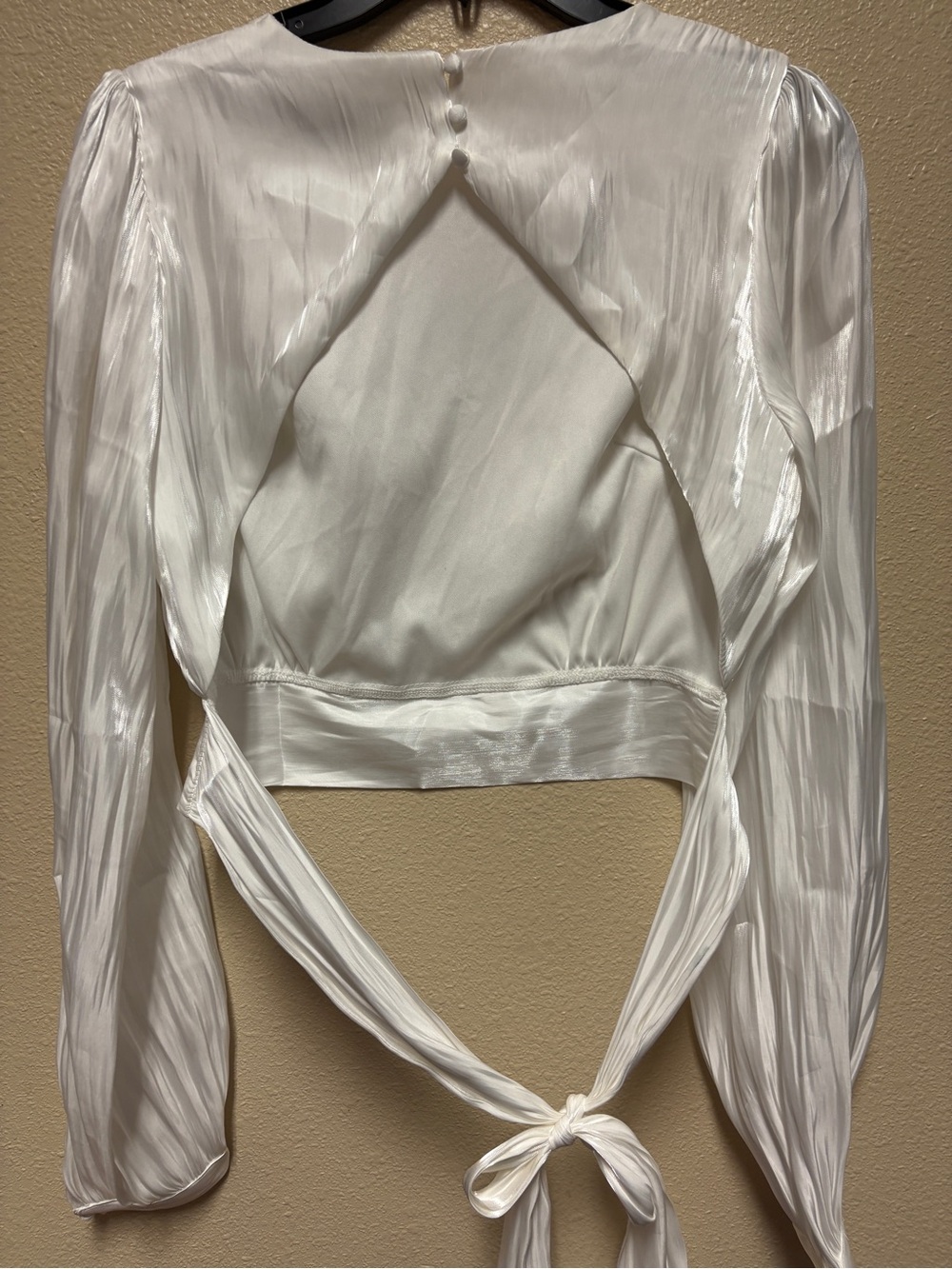 HYFVE White Satin Pleated Tie-Back Blouse - Picture 5 of 8